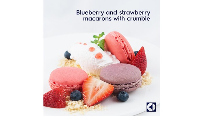Blueberry and Strawberry Macarons with Crumble